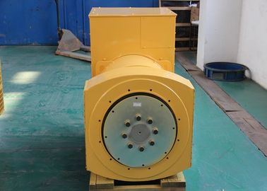Alternatore elettrico trifase